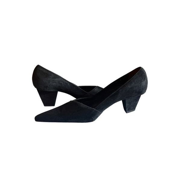 ROBERT CLERGERIE BLACK SUEDE POINTED TOE TRIANGLE HEEL PUMPS - - Picture 2 of 5